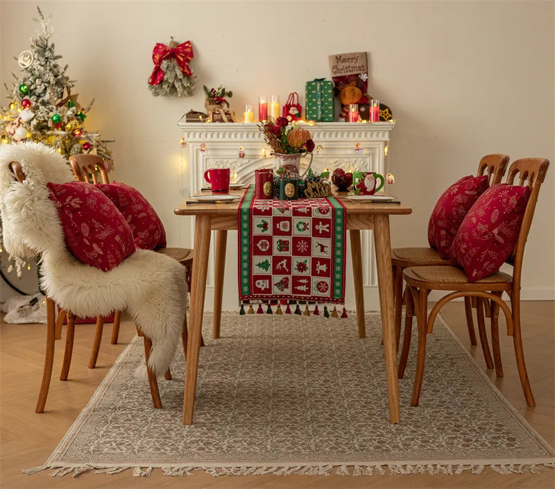 Christmas Snowflake Decoration Table Runner Jacquard Dining Cloth New Year Gift Winter Home Rustic Decor Bed Tail Flag Cover