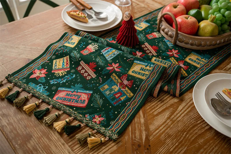 Christmas Snowflake Decoration Table Runner Jacquard Dining Cloth New Year Gift Winter Home Rustic Decor Bed Tail Flag Cover