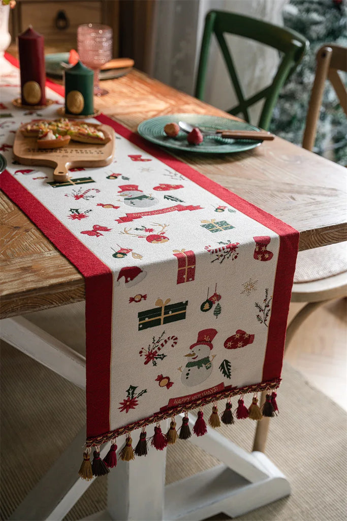 Christmas Snowflake Decoration Table Runner Jacquard Dining Cloth New Year Gift Winter Home Rustic Decor Bed Tail Flag Cover