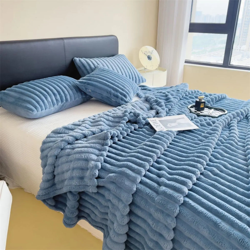 Striped Fuzzy Plush Throw Blanket 100×150cm Soft Cozy Fluffy Blanket for Sofa Bed Couch Home Decor