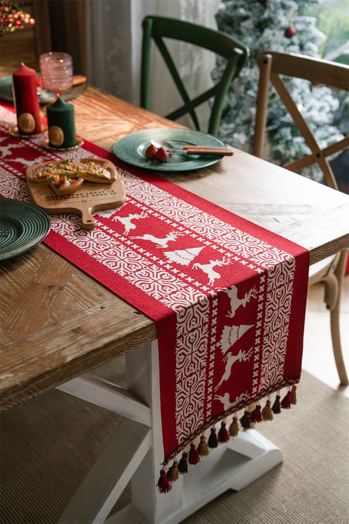 Christmas Snowflake Decoration Table Runner Jacquard Dining Cloth New Year Gift Winter Home Rustic Decor Bed Tail Flag Cover